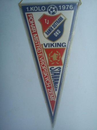 TJ BANIK OSTRAVA - VIKING STAVANGER EPM 1976 -29-